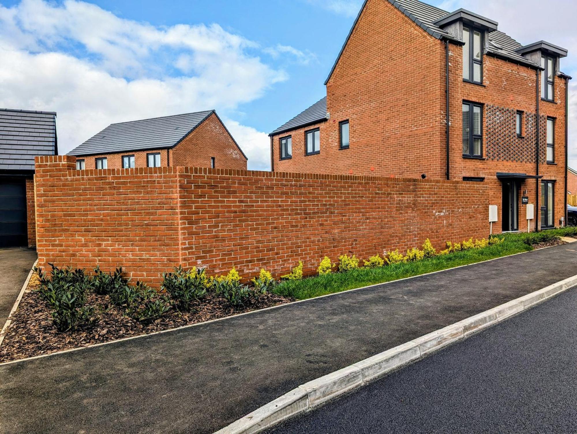 Modern 4 Bed House In Newport Home Away From Home Exterior photo